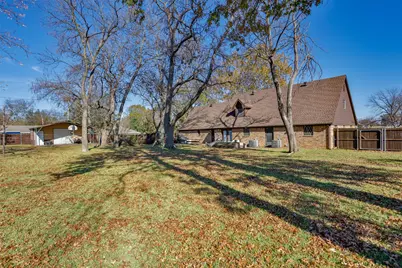 300 Thompson Street, Pottsboro, TX 75076 - Photo 34