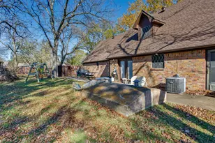 300 Thompson St, Pottsboro, TX 75076 - Photo 38