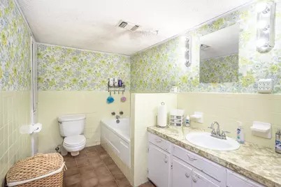 300 Thompson Street, Pottsboro, TX 75076 - Photo 24