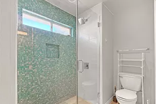 18403 Gibbons Dr, Dallas, TX 75287 - Photo 34