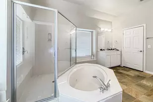 18403 Gibbons Dr, Dallas, TX 75287 - Photo 8