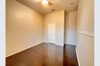 3531 Tamarack Drive, Grand Prairie, TX 75052 - Photo 10