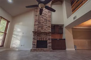 593 King Cir, Lewisville, TX 75067 - Photo 6