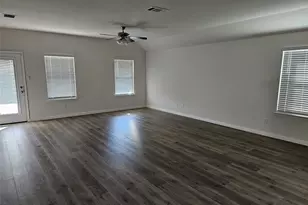 903 Emerald Gate Dr, Princeton, TX 75407 - Photo 14