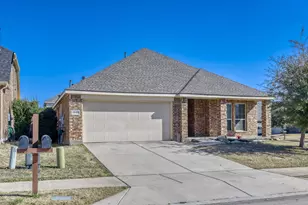 1433 Christina Creek Dr, Little Elm, TX 75068 - Photo 2