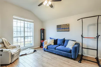 4017 Azalea Drive, Haltom City, TX 76137 - Photo 8