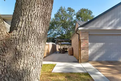 2703 Village Mills Drive, Pearland, TX 77584 - Photo 32