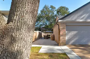 2703 Village Mills Dr, Pearland, TX 77584 - Photo 32