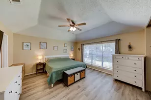 2703 Village Mills Dr, Pearland, TX 77584 - Photo 6