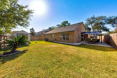 2703 Village Mills Drive, Pearland, TX 77584 - Photo 36