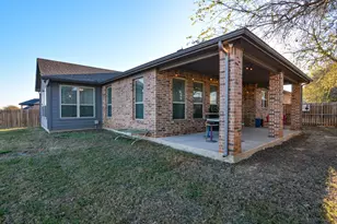 601 Mathew St, Grandview, TX 76050 - Photo 34