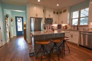 601 Mathew St, Grandview, TX 76050 - Photo 10