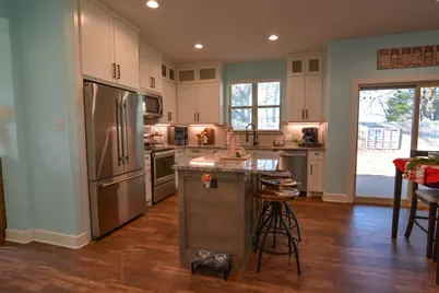 601 Mathew Street, Grandview, TX 76050 - Photo 8