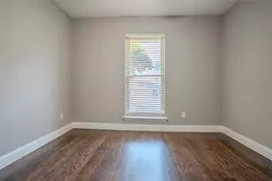 1610 St James Dr, Carrollton, TX 75007 - Photo 18