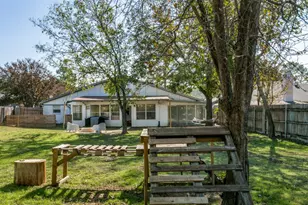 8841 Main St, North Richland Hills, TX 76182 - Photo 24