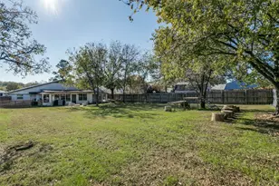 8841 Main St, North Richland Hills, TX 76182 - Photo 20