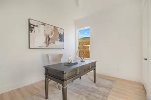 3902 Furey St, Dallas, TX 75212 - Photo 4