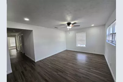 2908 W Elm Street, Denison, TX 75020 - Photo 2