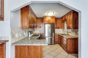 3216 Meadowbrook Dr, Fort Worth, TX 76103 - Photo 10