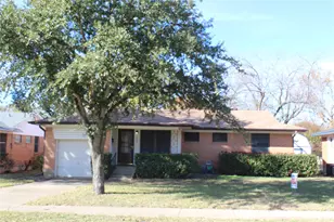 1731 Buena Vista St, Mesquite, TX 75149 - Photo 2