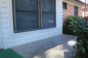 1731 Buena Vista St, Mesquite, TX 75149 - Photo 4