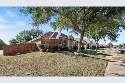 8014 Wilmington Drive, Rowlett, TX 75089 - Photo 18