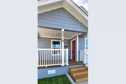 2518 W Clarendon Drive, Dallas, TX 75211 - Photo 2