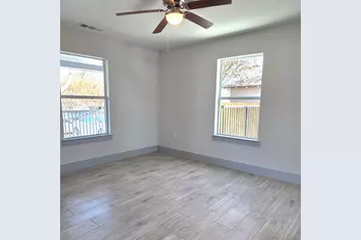 2518 W Clarendon Drive, Dallas, TX 75211 - Photo 10