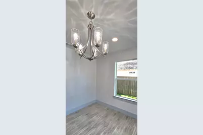 2518 W Clarendon Drive, Dallas, TX 75211 - Photo 4