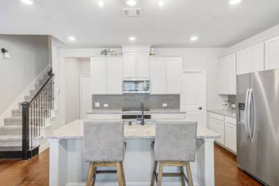 373 Blackthorne Drive, Plano, TX 75074 - Photo 4