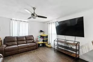 116 W 7th St, Weatherford, TX 76086 - Photo 12