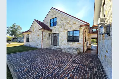 511 E Farrar Street, Groesbeck, TX 76642 - Photo 6