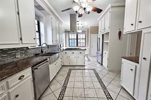 511 E Farrar St, Groesbeck, TX 76642 - Photo 14