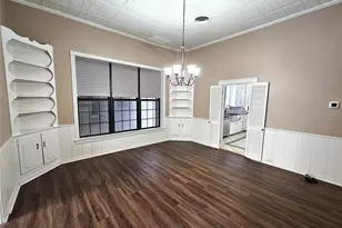 511 E Farrar St, Groesbeck, TX 76642 - Photo 18