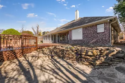 6415 Lake Bluff Drive, Dallas, TX 75249 - Photo 30