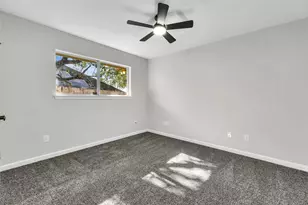 6415 Lake Bluff Dr, Dallas, TX 75249 - Photo 20