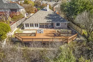 6415 Lake Bluff Dr, Dallas, TX 75249 - Photo 34