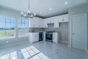 1060 Grison Cir, Corsicana, TX 75109 - Photo 12