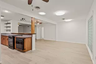 9745 Ash Creek Dr, Dallas, TX 75228 - Photo 8