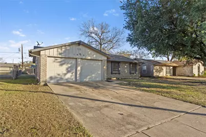 1636 Bending Oaks Trail, Dallas, TX 75217 - Photo 2
