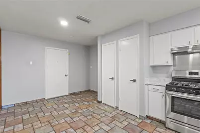 1636 Bending Oaks Trail, Dallas, TX 75217 - Photo 10