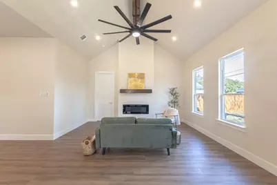 1444 Long Avenue, River Oaks, TX 76114 - Photo 10