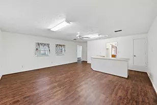823 Marigold Dr, Cedar Hill, TX 75104 - Photo 16