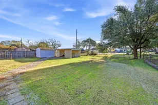 823 Marigold Dr, Cedar Hill, TX 75104 - Photo 26