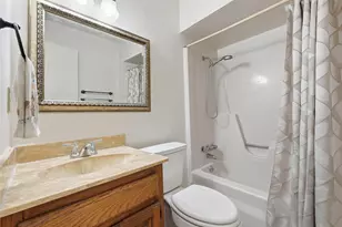 823 Marigold Dr, Cedar Hill, TX 75104 - Photo 14