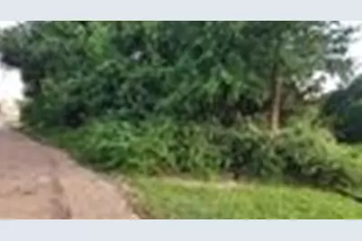 3012 Moon Court, Granbury, TX 76049 - Photo 2