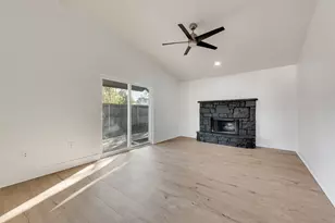 1418 Colonnade Dr, Arlington, TX 76018 - Photo 6