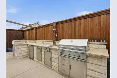 3023 Bosswood Court, Grand Prairie, TX 75052 - Photo 32