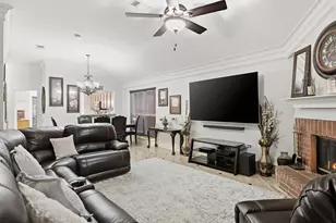 3023 Bosswood Ct, Grand Prairie, TX 75052 - Photo 12