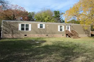 144 9th St, Whitney, TX 76692 - Photo 1